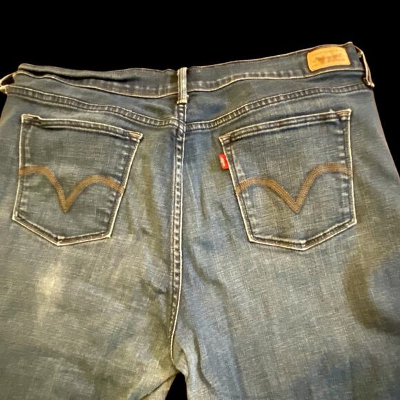 Levi's Dark Blue 515™ Capri Jeans - Picture 3 of 8